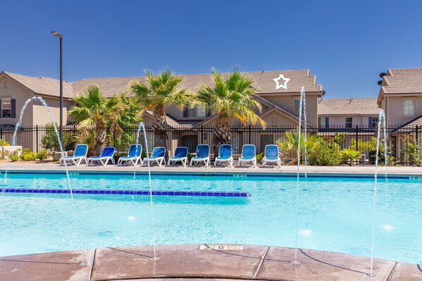 Stadtwohnung, 3 Schlafzimmer | Pool