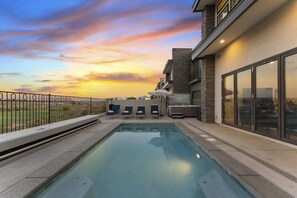 Hus - flera sovrum | Pool