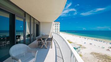 Condo, 3 Bedrooms | Outdoor dining