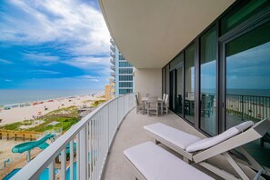 Apartment, 3 Schlafzimmer | Speisen im Freien