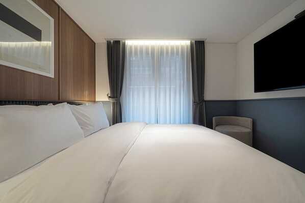 Superior Room | Laptop workspace, free WiFi
