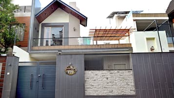 Overnatningsstedets facade