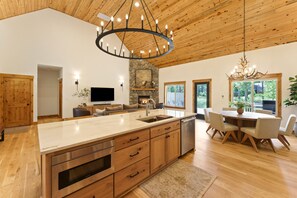 하우스, 침실 4개 | 내부