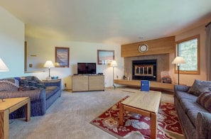 Appart'hôtel, 2 chambres | Coin séjour