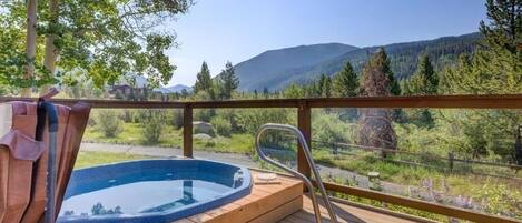 Condo, 2 Bedrooms | Outdoor spa tub