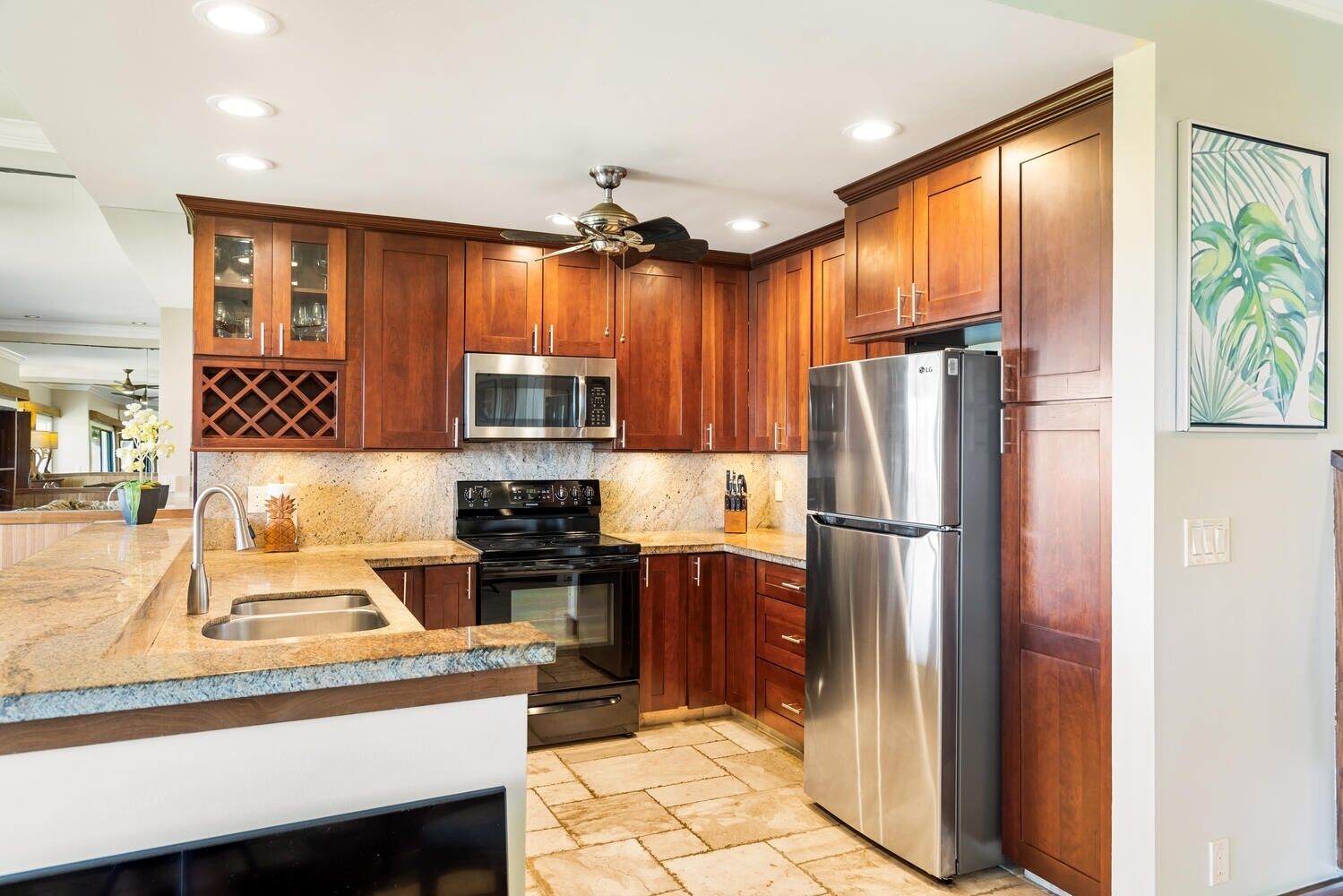 Condo, 2 quartos | Cozinha privada | Geladeira, fogão, cooktop, cafeteira/chaleira