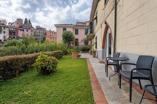 屋外ダイニングエリア