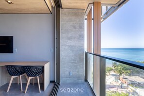 Basic Apartment | Interior