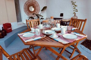 Outdoor dining - Casa do Lambril, Casa do Lambril - Refugio na Beira Baixa (Tinalhas)