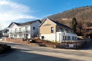 Majoituspaikan julkisivu