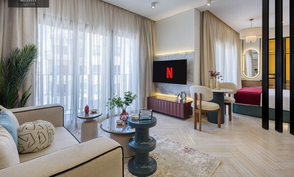In-room safe, iron/ironing board, free WiFi