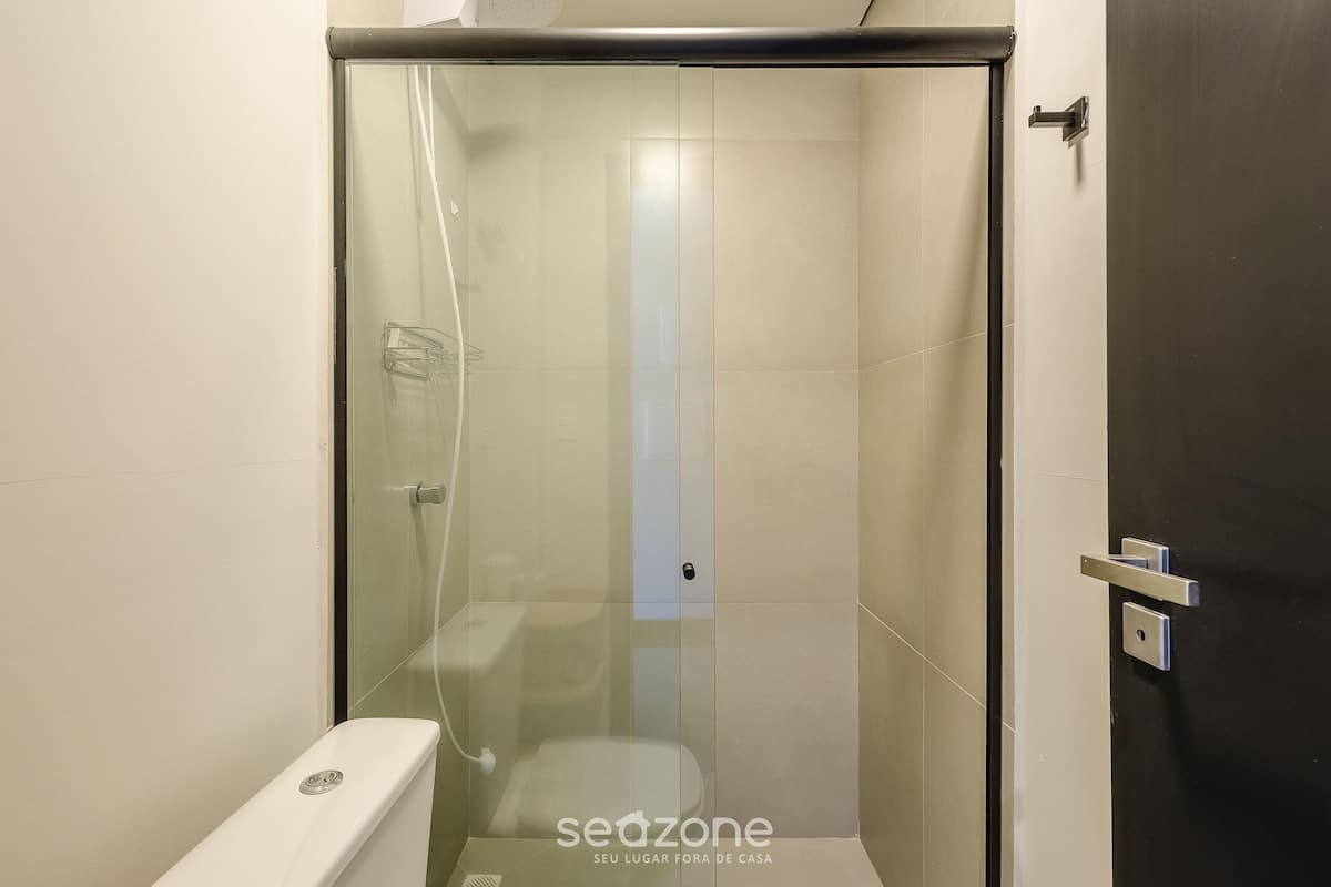 Basic Villa | Bathroom