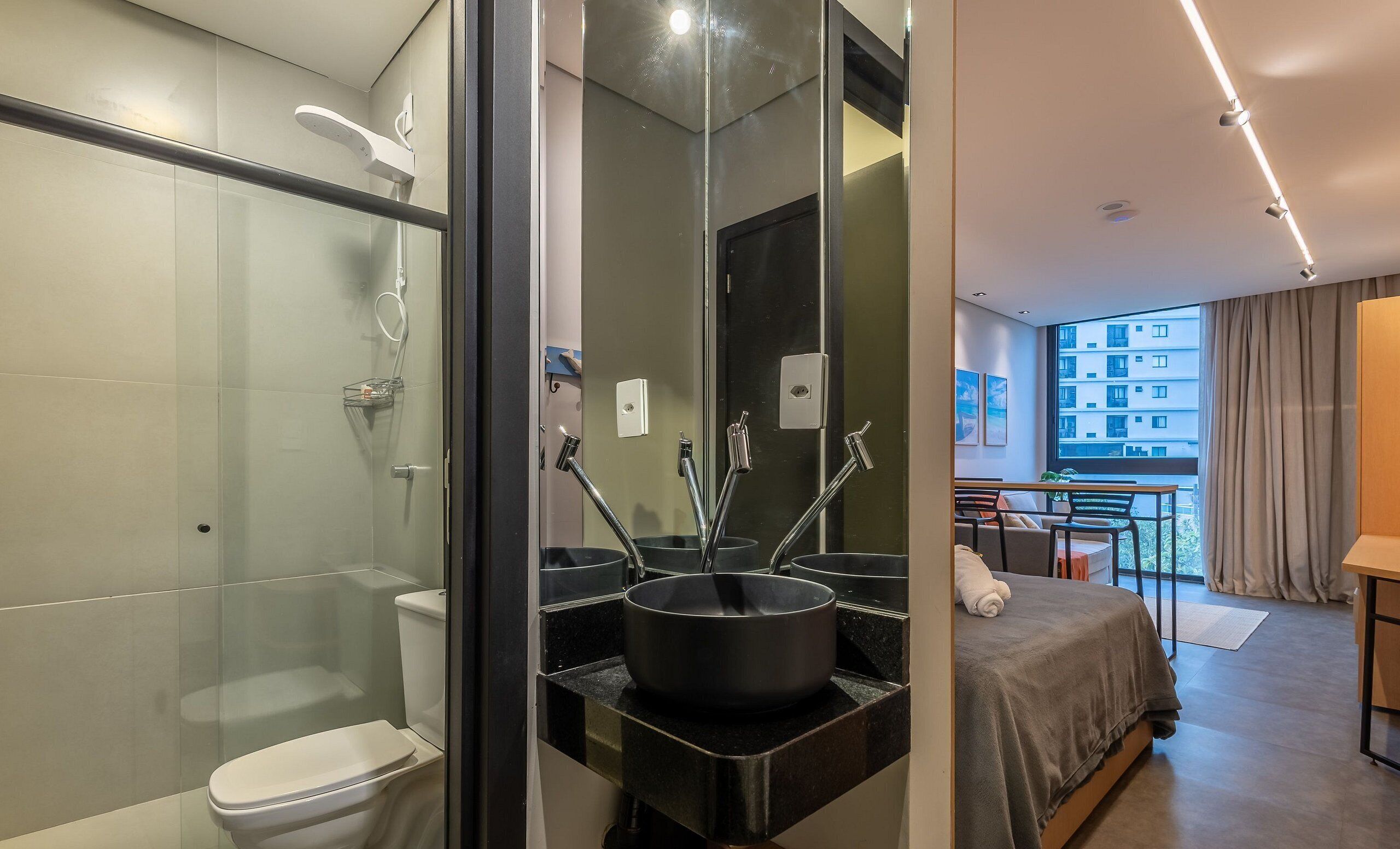 Basic Villa | Bathroom