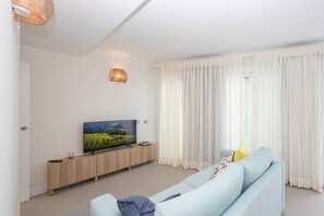 TV - Golden Terrace - Melenara Beach Stay (Telde)