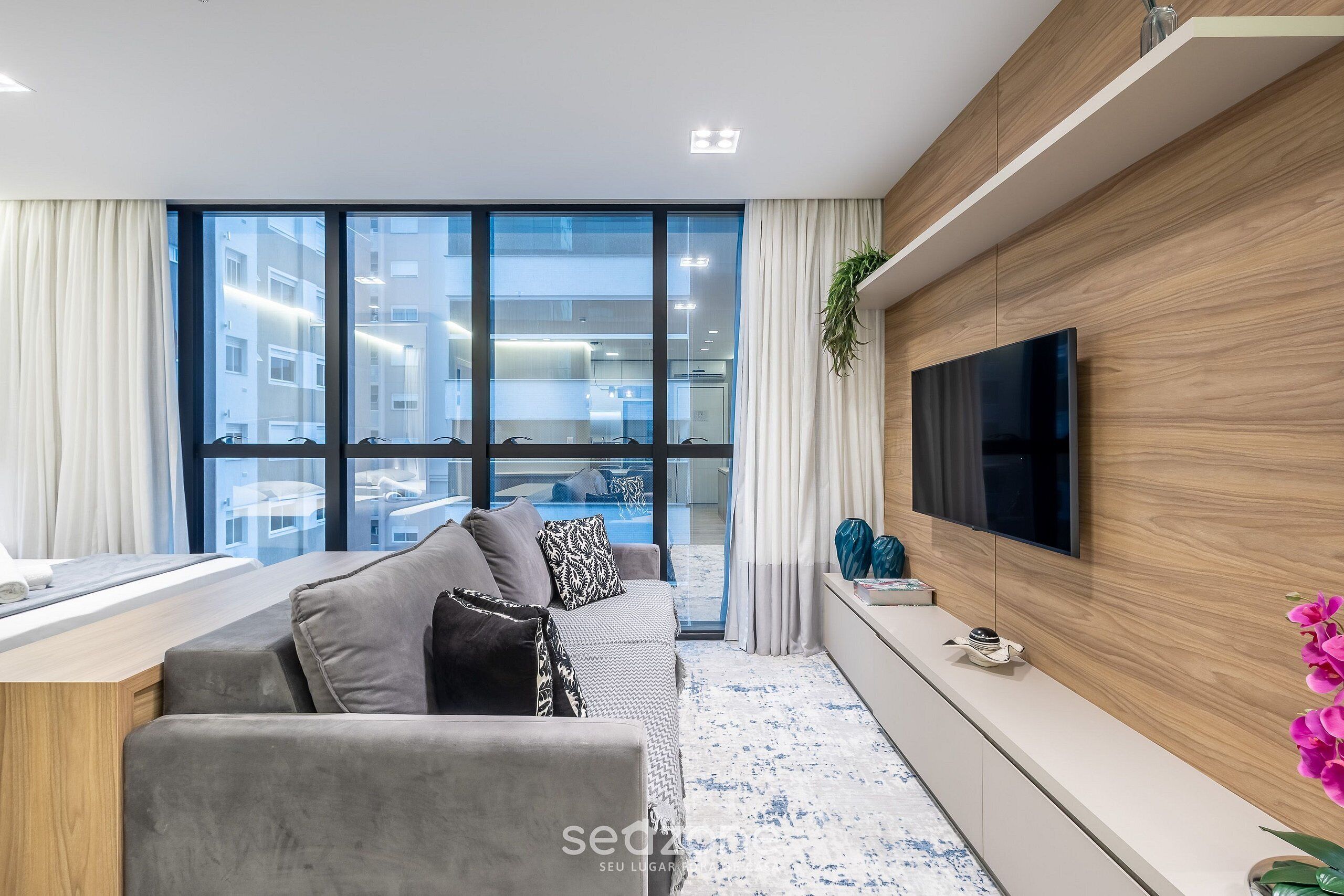 Basic Apartment | Living area