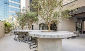 Outdoor dining - IFT - Ed. Infinity Tower Flat 350m From Meia Praia (Itapema)