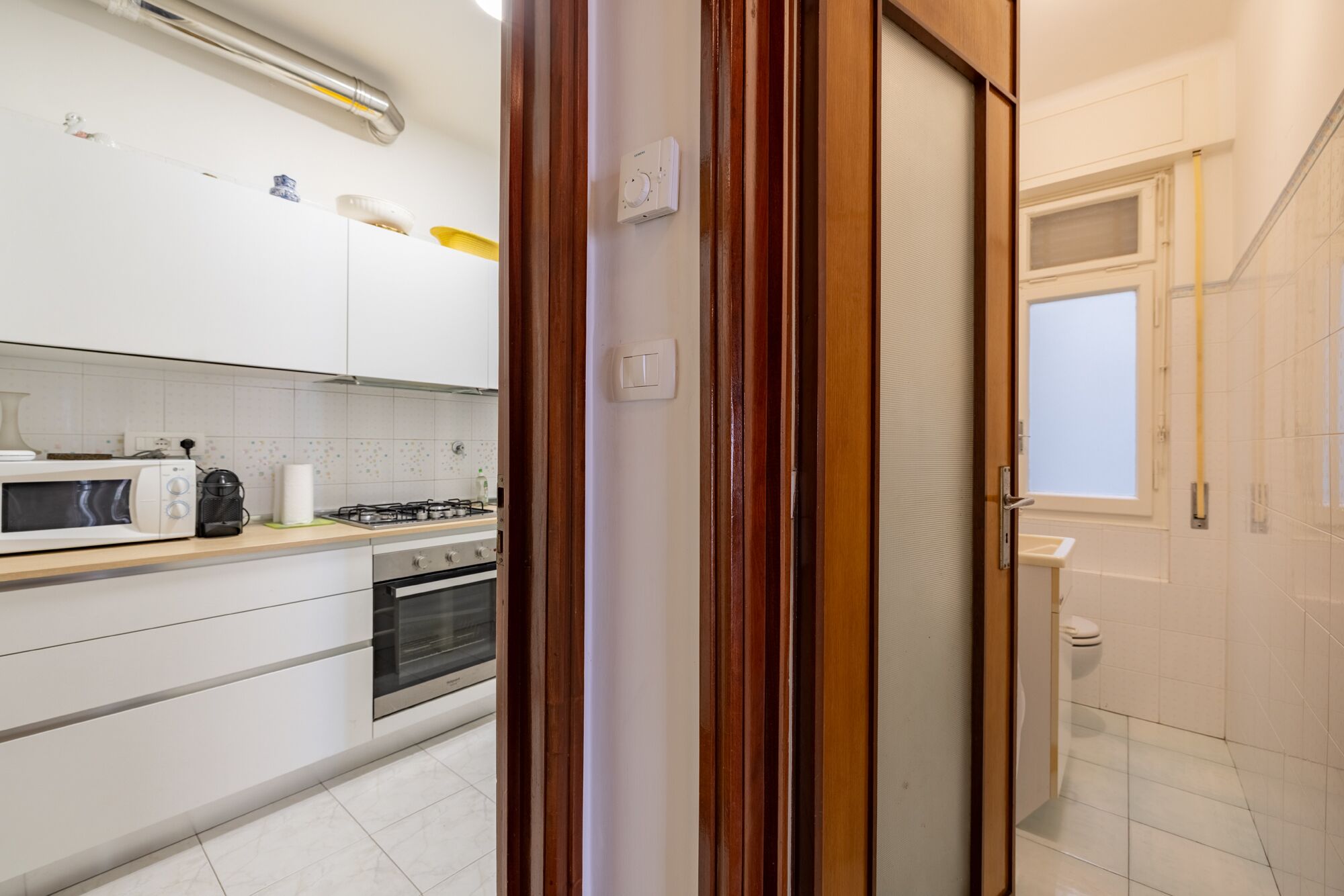 Apartment, 2 Bedrooms, Sea View | Private kitchen | Fridge, microwave, oven, stovetop