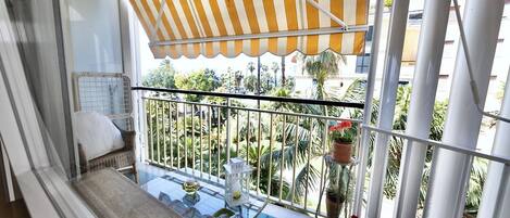 Apartment, 2 Bedrooms, Sea View | Terrace/patio
