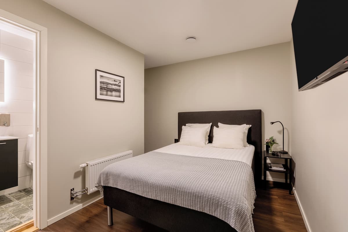 Pocket - Windowless | Wi-Fi de cortesia, roupa de cama
