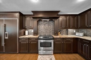 Mikrowelle, Ofen, Herdplatte, Geschirrspüler