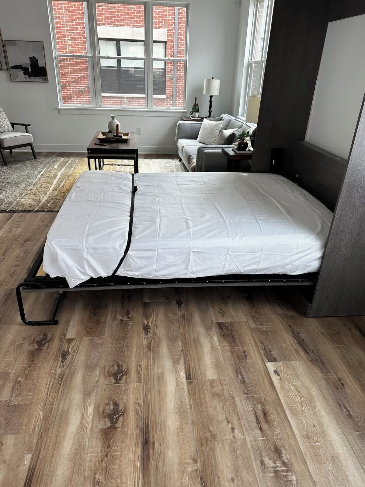 4 habitaciones, tabla de planchar con plancha, wifi y ropa de cama 