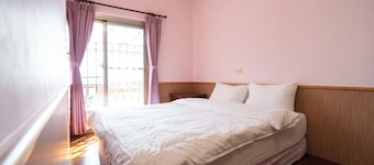 Affordable Double Room near Alishan