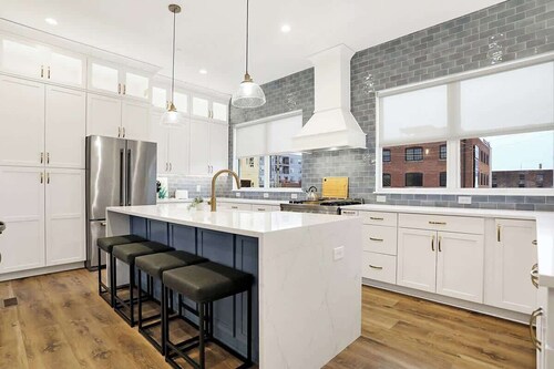 Spacious SoHo-Style Townhouse