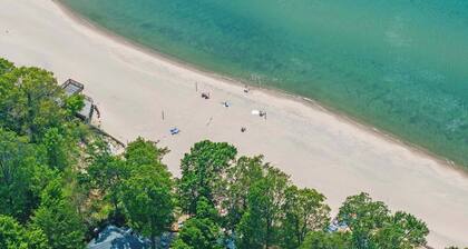 Holland Hideaway | Walk to Beach | Monthly Stays!