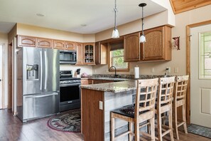 Mikrowelle, Ofen, Herdplatte, Geschirrspüler