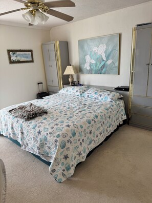 1 chambre, fer et planche à repasser, Wi-Fi, draps fournis