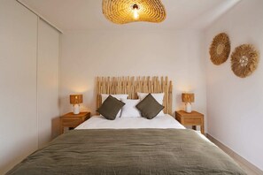 2 slaapkamers, een strijkplank/strijkijzer, gratis wifi, beddengoed