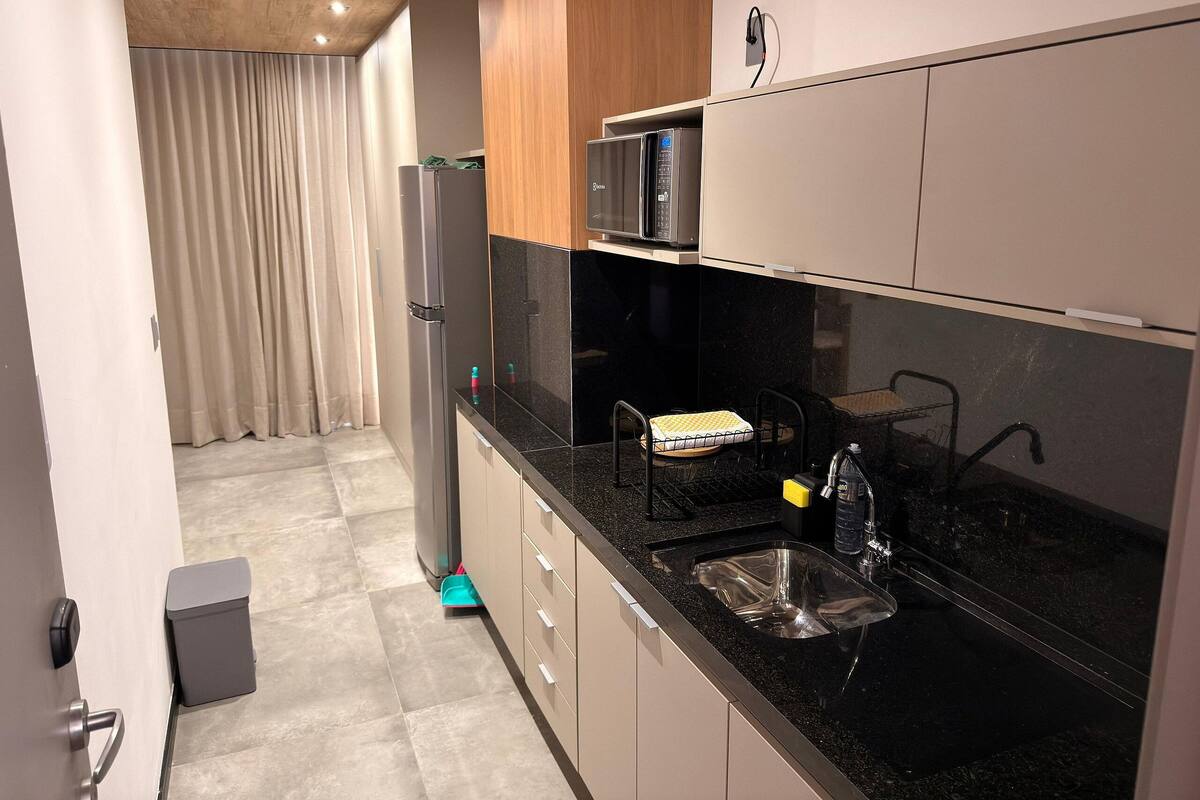 Basic Apartment | Private kitchen