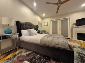 2 bedrooms, bed sheets - Central Location-2 Pools,  BBQ, Jacuzzi Bath (Phoenix)