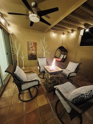 Terrace/patio - Central Location-2 Pools,  BBQ, Jacuzzi Bath (Phoenix)