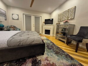 2 bedrooms, bed sheets - Central Location-2 Pools,  BBQ, Jacuzzi Bath (Phoenix)