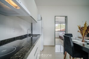 Apartment | Private kitchen - Beautiful Apartments in Campeche - Floripa - SCO (Florianópolis)
