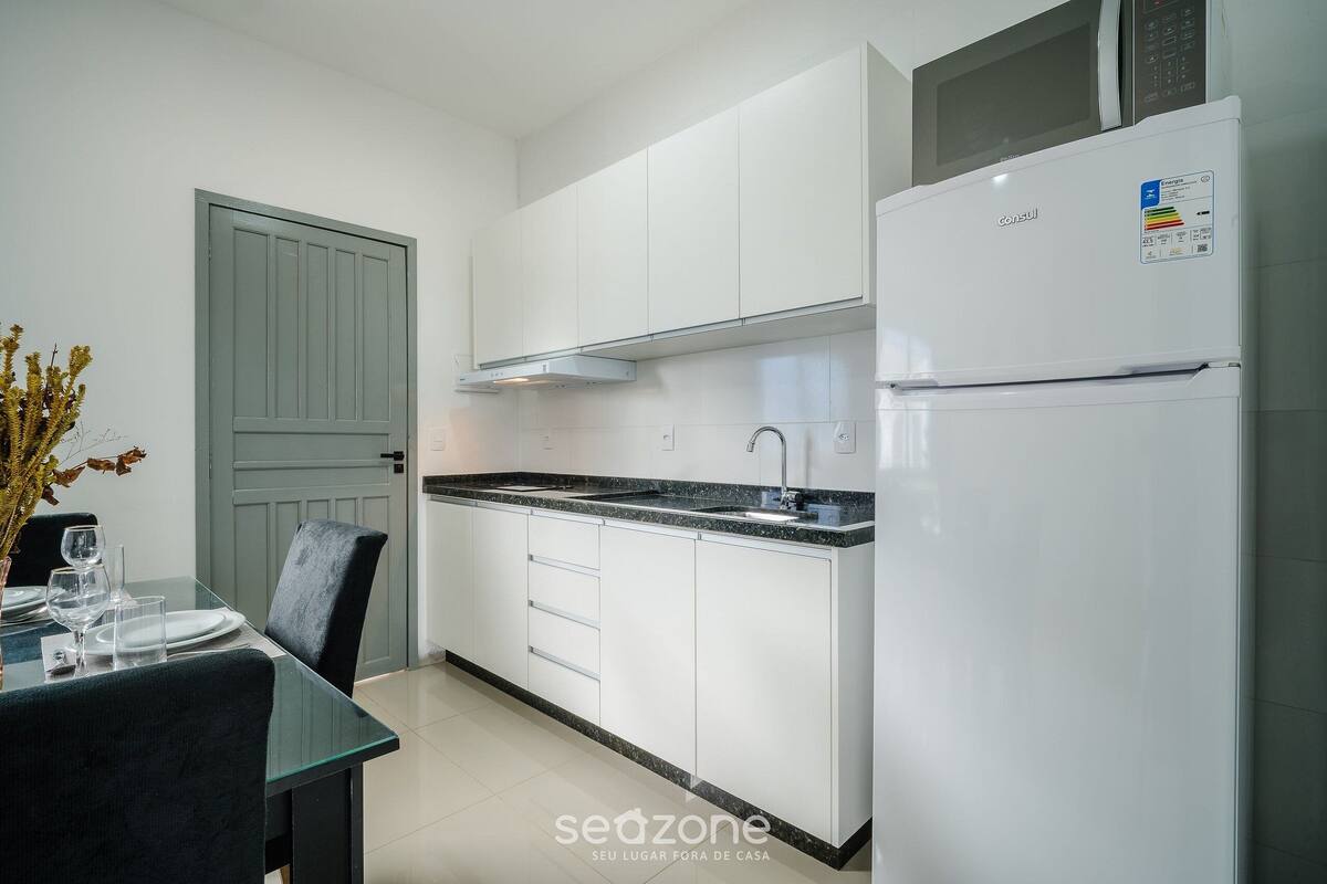 Basic Apartment | Private kitchen