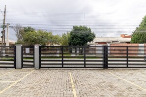 Basic Apartment | Property grounds - Beautiful Apartments in Campeche - Floripa - SCO (Florianópolis)