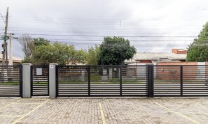 Basic Apartment | Property grounds - Beautiful Apartments in Campeche - Floripa - SCO (Florianópolis)
