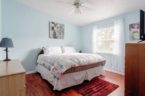 2 Schlafzimmer, Schreibtisch, kostenloses WLAN, Bettwäsche