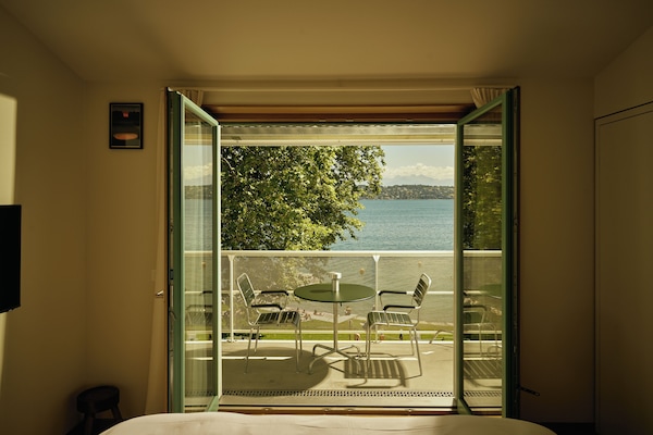 Suite, 1 habitación, balcón, junto al lago | Vista del balcón