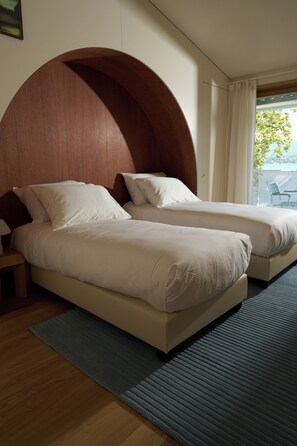 In-room safe, iron/ironing board, free WiFi, bed sheets