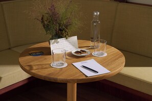 Family Suite, Balcony | Hypo-allergenic bedding, minibar, in-room safe, blackout drapes - Auberge Port Gitana (Bellevue)