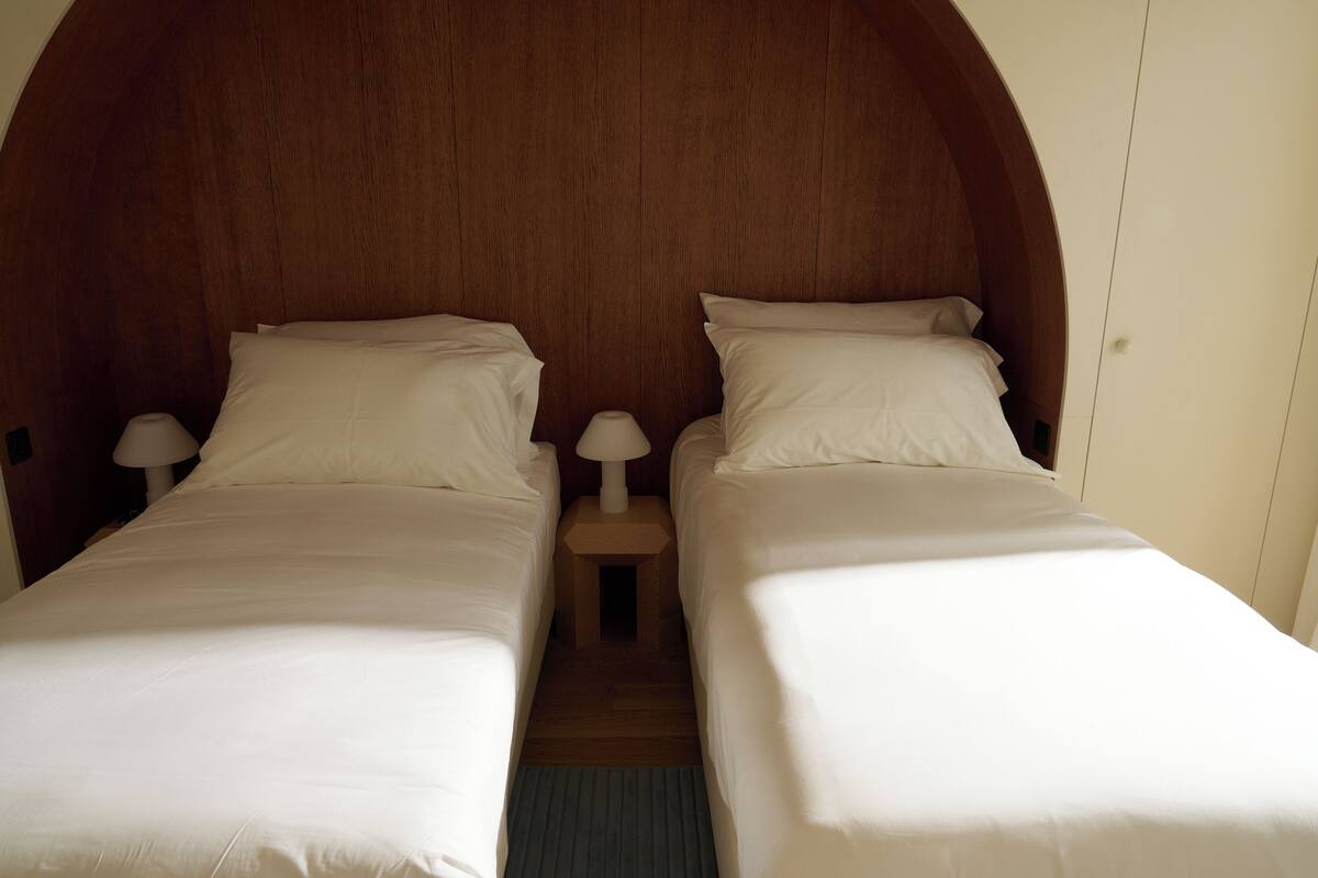 In-room safe, iron/ironing board, free WiFi, bed sheets
