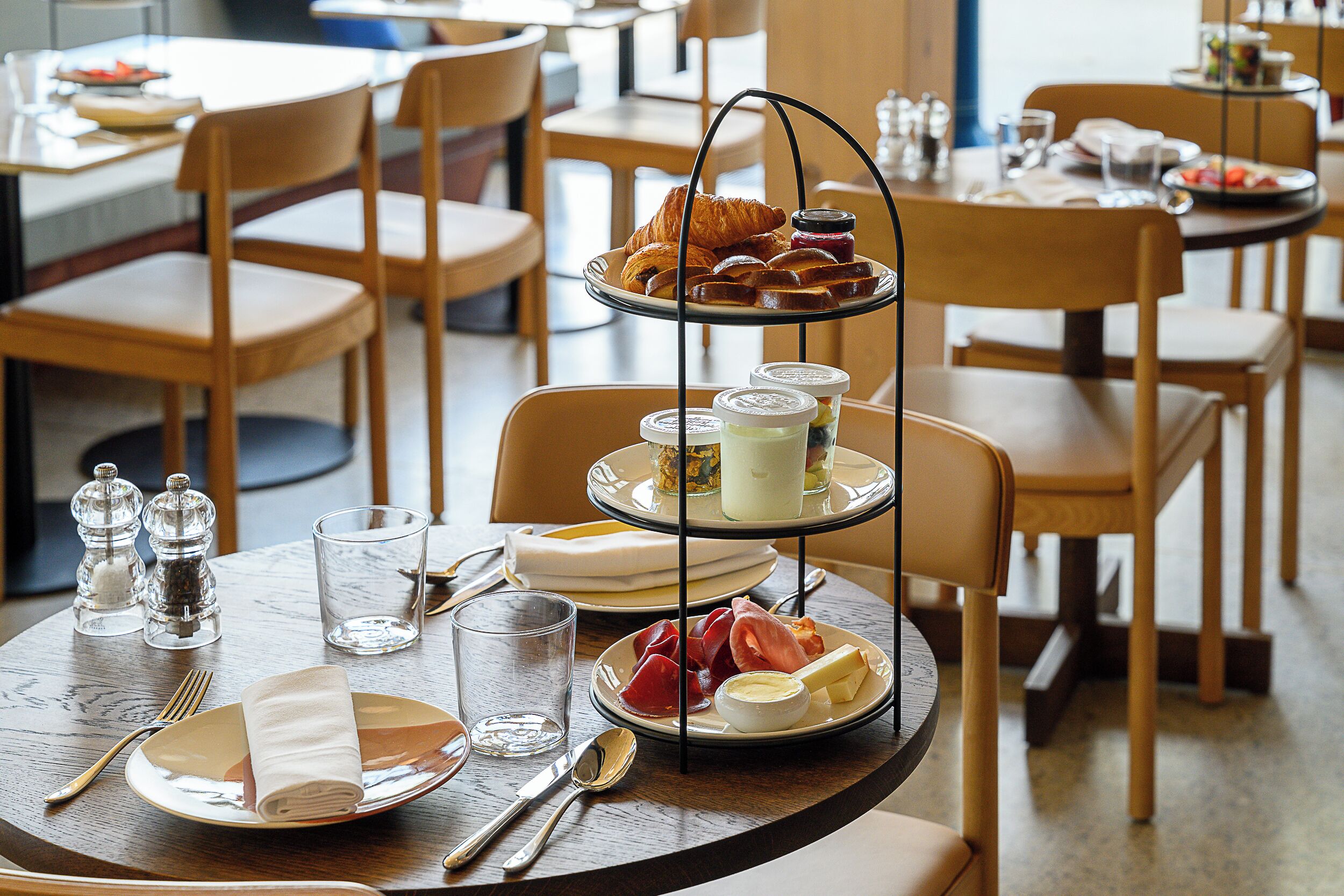 Free daily continental breakfast