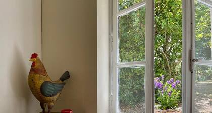 Appartement 'Retraite Familiale Relaxante' avec Vue sur la Montagne, Jardin Privé et Wi-Fi