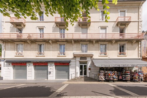 Les Fleurs - Proche Du Mont-Dore