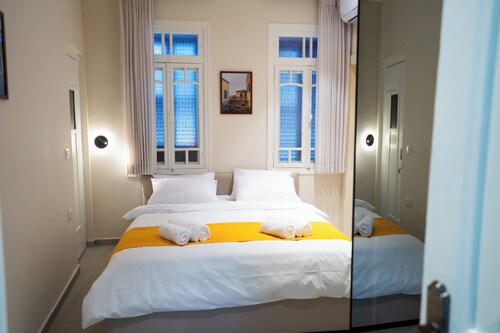 Roots Boutique Hotel