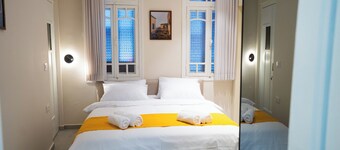 Roots Boutique Hotel