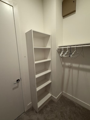 House, 3 Bedrooms | Wardrobe